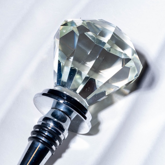 BNIB Glass Diamond Wine Stopper - Picture 3 of 7